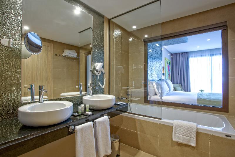 اتاق سوپریور با چشم‌انداز استخر, Be Live Collection Marrakech - Adults Only - All Inclusive