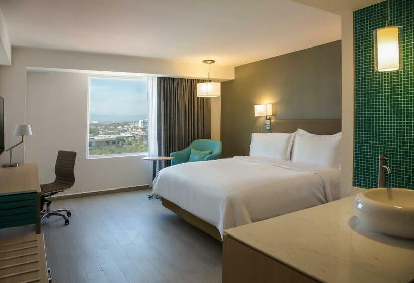 اتاق سوپریور با تخت بزرگ, Fiesta Inn Puerto Vallarta Isla