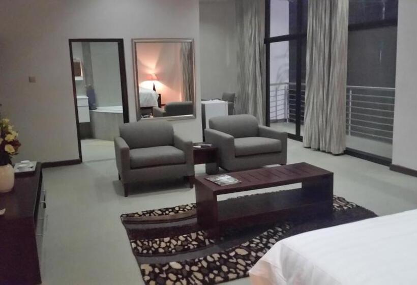 سوییت اجرایی, Pamo Hotel And Restaurants