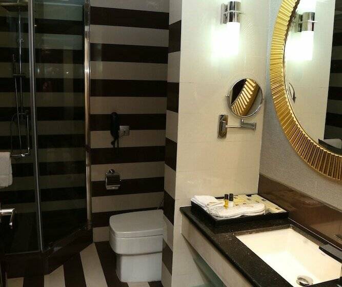 اتاق اجرایی, The Raintree Dhaka   A Luxury Collection