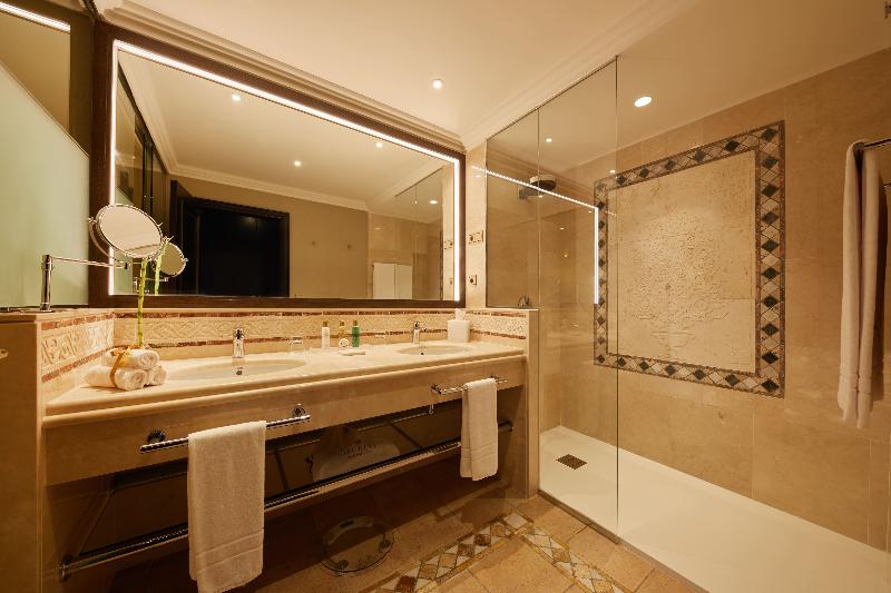اتاق لوکس, The Raintree Dhaka   A Luxury Collection