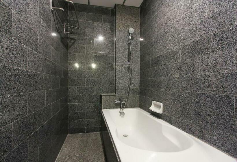 Номер Superior Кровать Кинг, Pula Silom
