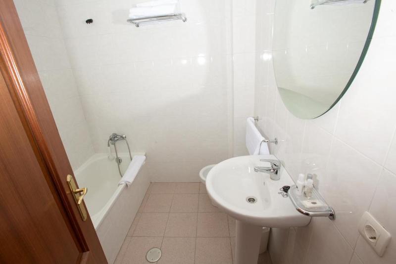 四人标准间, Hostal Rio Amazonas