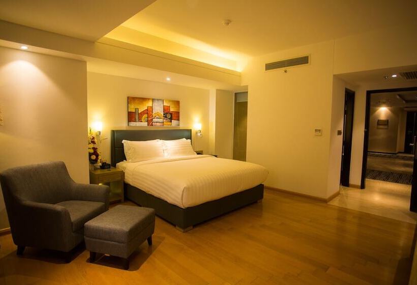 غرفة سوبيريور, Golden Tulip  The Grandmark Dhaka