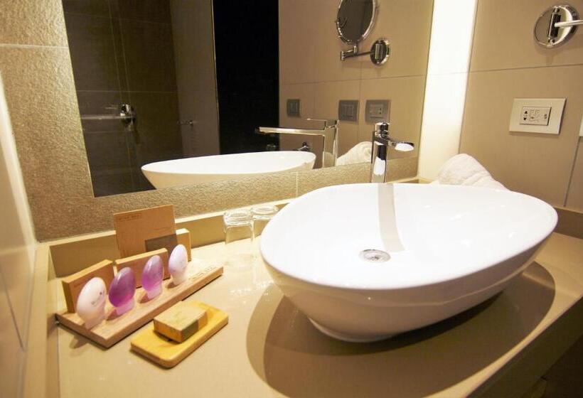 Трехместный Номер Superior, Keo Hotel   Ovalle Casino Resort