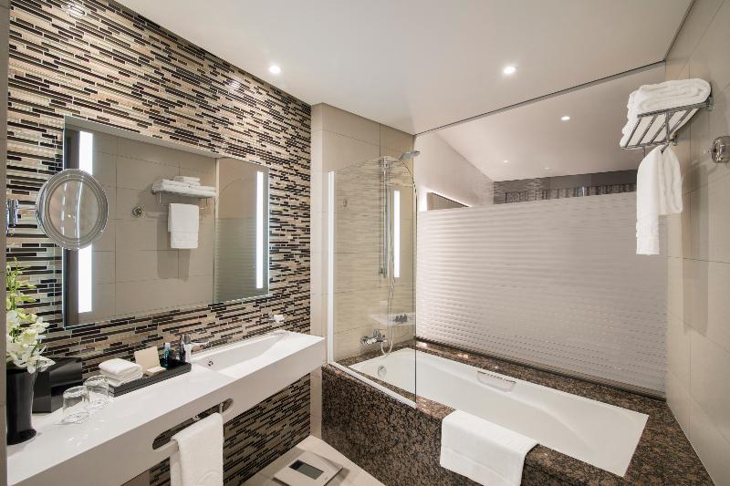 Номер Стандарт, Pearl Rotana Capital Centre