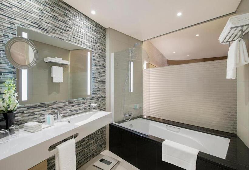 Номер Стандарт Смежный, Pearl Rotana Capital Centre