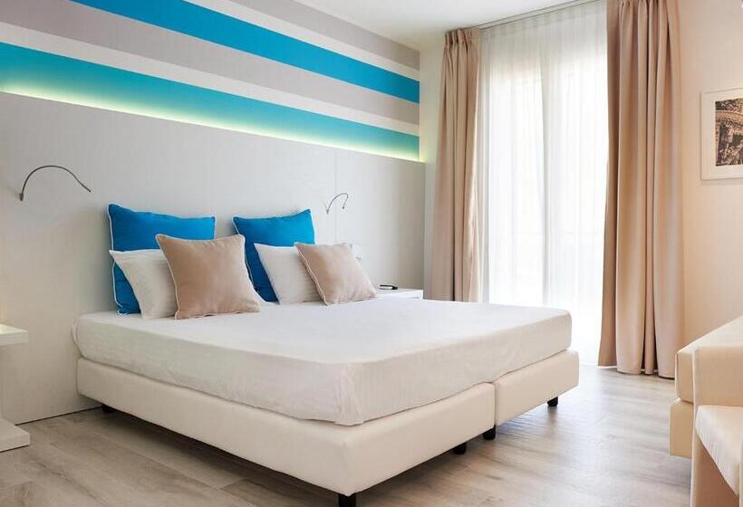 Номер Стандарт с Балконом, Marina Di Petrolo Hotel & Spa