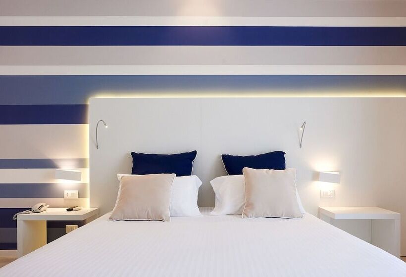 Номер Стандарт с Балконом, Marina Di Petrolo Hotel & Spa