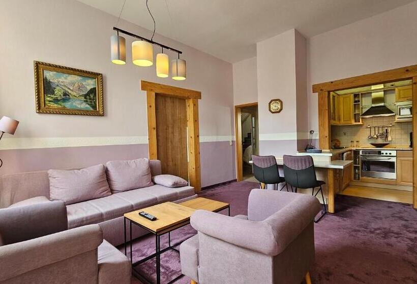 Апартаменты 1 Спальня с Балконом, Pension Weiße Rose, Parkplatz, Frühstück, Wlan, Zentral