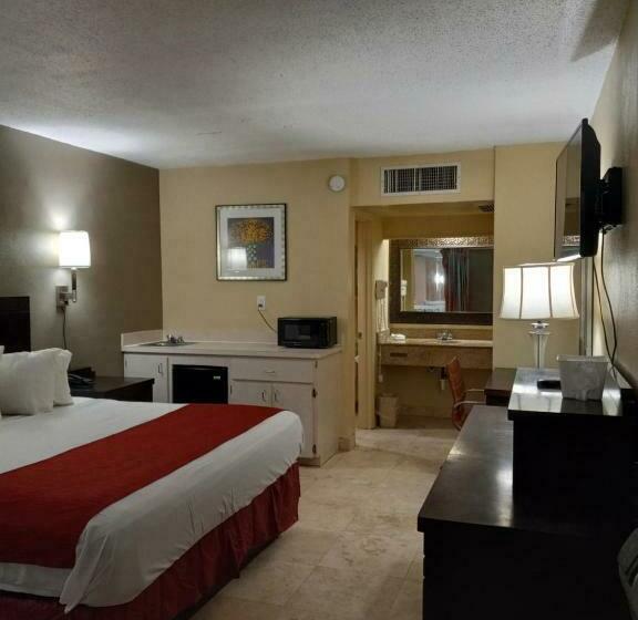 חדר סטנדרט עם מיטת קינג, Rodeway Inn