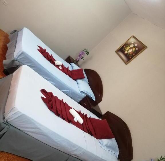 Трехместный Номер Базовый, Hostal Los Mantas