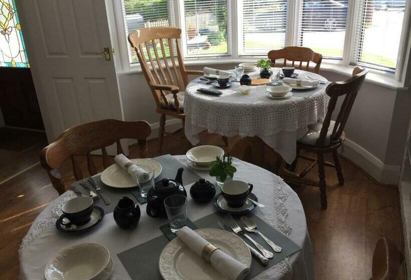 ガーデンビュースタンダードルーム, Southend Airport Bed & Breakfast