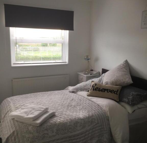 スタンダードルーム, Southend Airport Bed & Breakfast