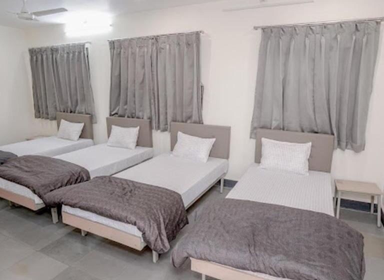 豪华三人间, Anjali Residency Bhuj