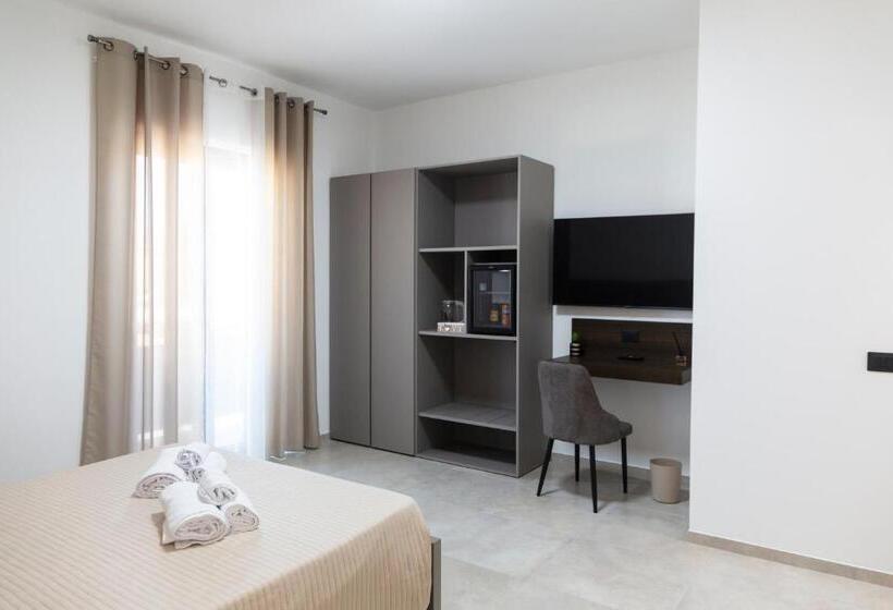 اتاق لوکس با بالکن, Flamengo Rooms