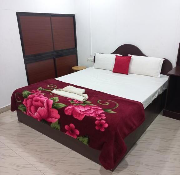 Номер Стандарт Трехместный, Edens Residency Thekkady