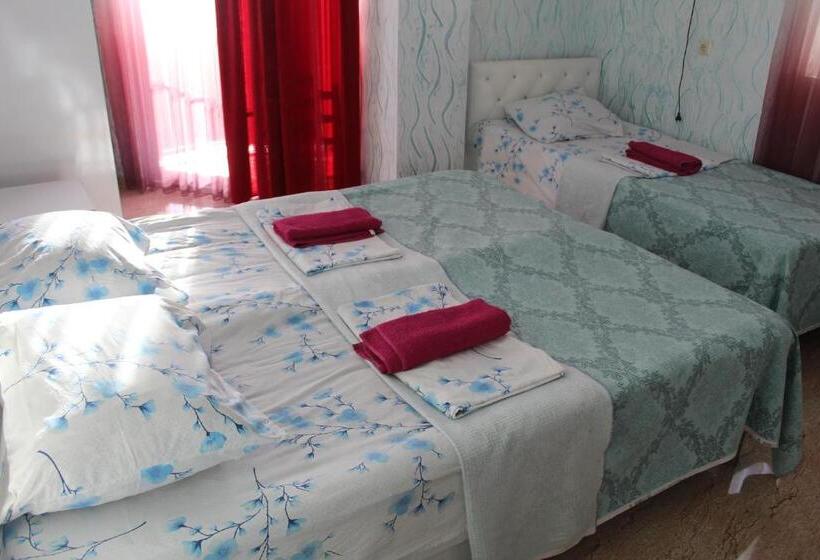 Triple Room Sea View, Georgia