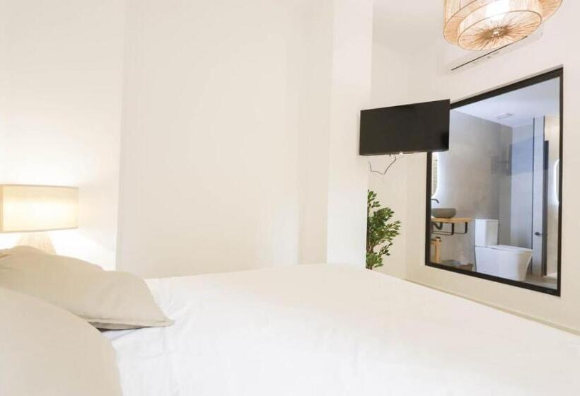 Quarto Estandar, Hostal Roca 26