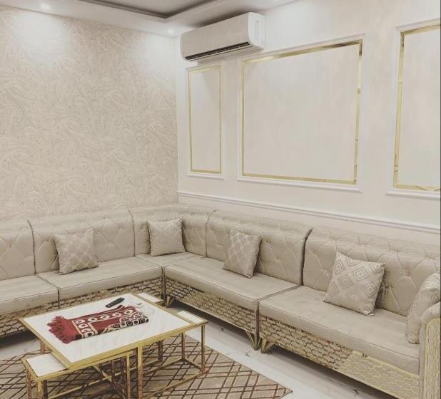 آپارتمان 1 خوابه, شقق مباركية للشقق المخدومة