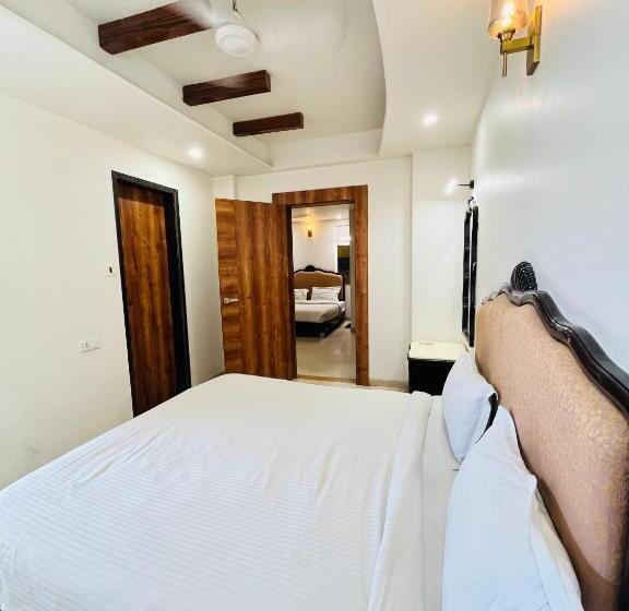 Президентский Люкс, Metro Hotel Nathdwara , 500mtr 10min Walking From Shreenathji Temple