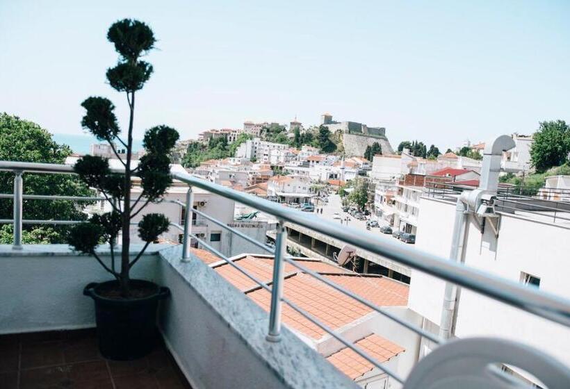 اتاق استاندارد چهار تخته با چشم‌انداز دریا, Premium Apartments