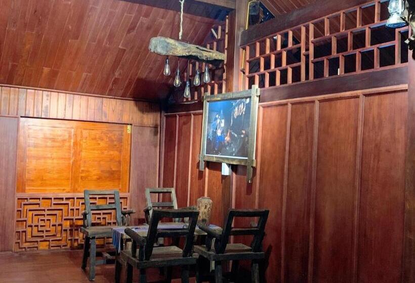 اتاق خانوادگی با چشم‌انداز کوه, Sim Farmstay Hà Giang