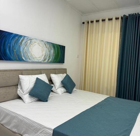 스탠다드 룸 킹사이즈 침대, Blue Maalu Resort