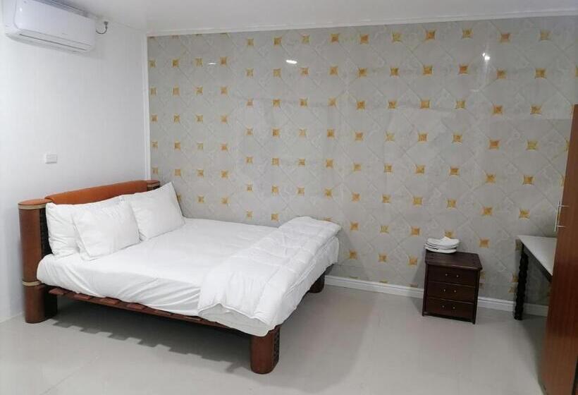 2침실 패밀리 아파트, White Diamond Apartments