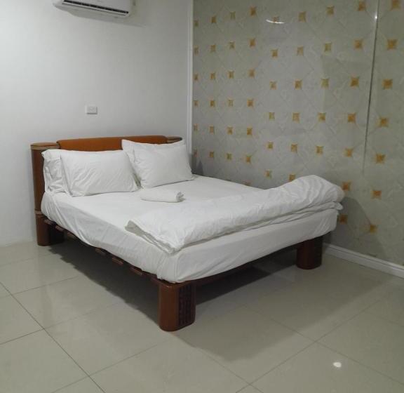 2침실 패밀리 아파트, White Diamond Apartments