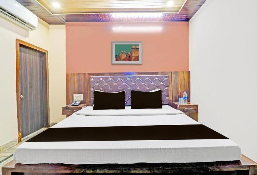 Трехместный Номер Классика, O Galaxy Inn
