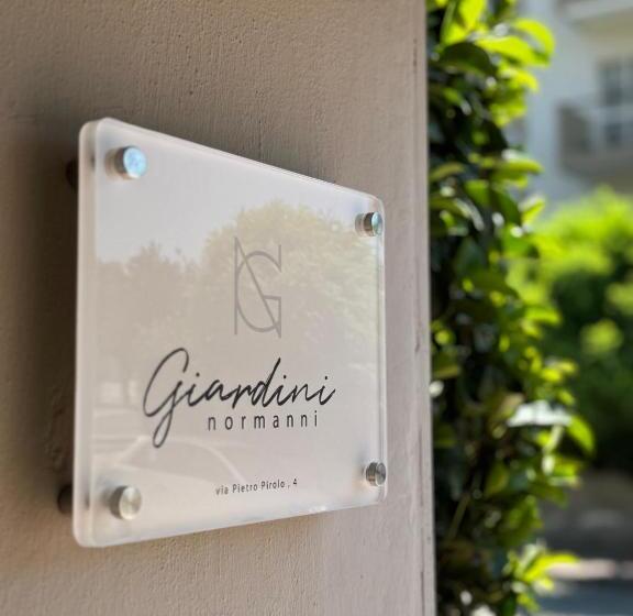 Номер Стандарт Вид на Сад, Giardini Normanni
