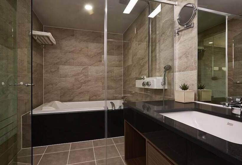 Полулюкс, Raonstay In Perla