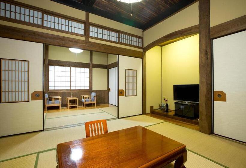 غرفة قياسية, Oogi Onsen Oogiso