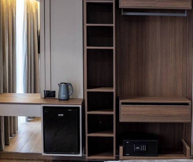 Номер Deluxe с Балконом, Bolt Boutique