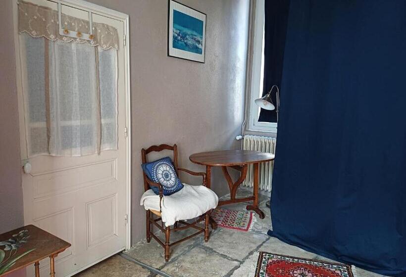 Номер Стандарт Совместная Ванная, Chambre D Hôtes Aramon