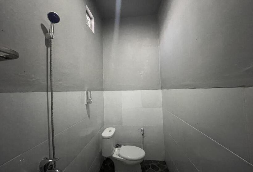 Номер Стандарт, Zee House
