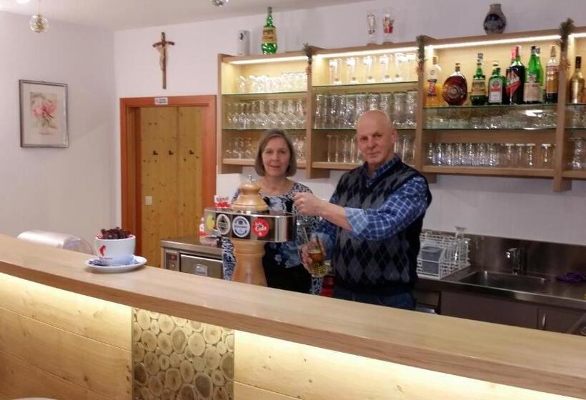 Апартаменты 1 Спальня, Gasthof Alpenrose   Mühleben