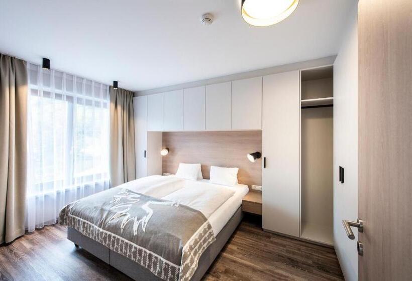 Апартаменты 1 Спальня Нижний Этаж, Private Homes Alpin Spa Apartments