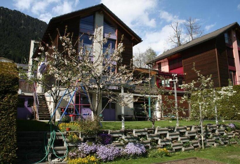 Семейный Номер, B&b Gottardo
