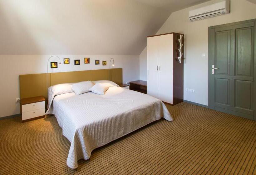 Люкс Superior, Villa Oliva Boutique Rooms & Spa Zamárdi