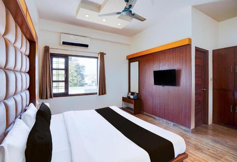 三人经典房间, Super Townhouse Prince Chowk Near Railway Station