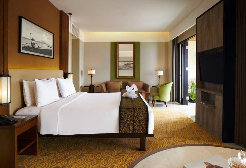 Полулюкс, él Hotel Royale Banyuwangi