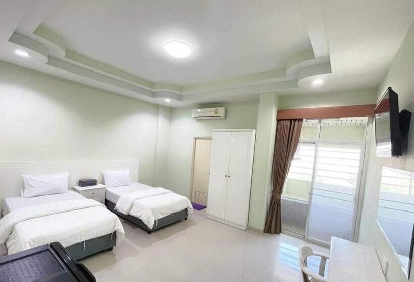 Апартаменты 1 Спальня, Grand Charoonrat Apartment