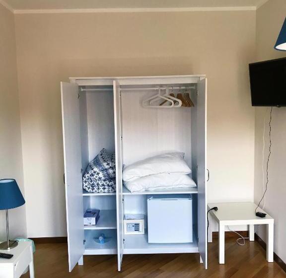 خانه 4 خوابه, Cytrus Rooms