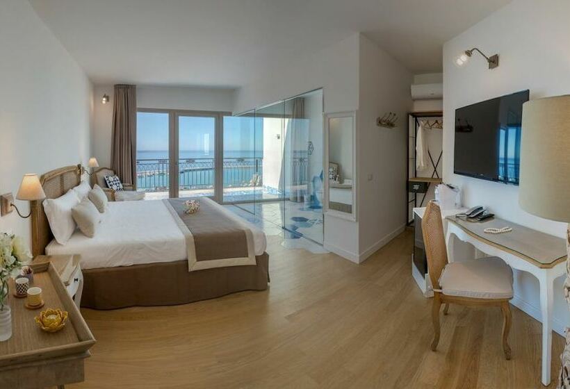 Полулюкс Вид на Море, Domus Maris Relais Boutique