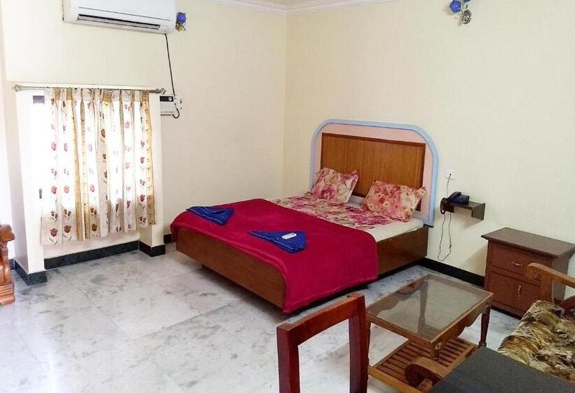 Deluxe Room, Ganga Palace