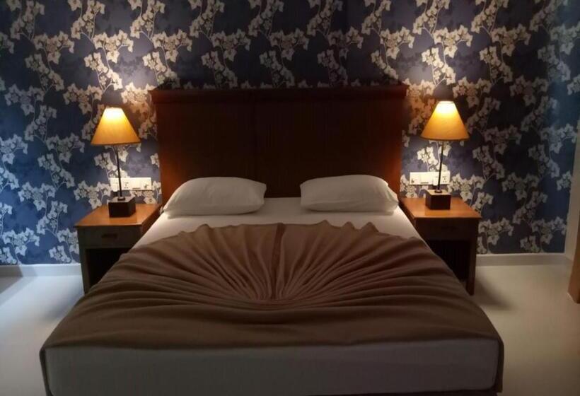 Номер Deluxe с Балконом, Garden Beach Hotel Kalutara