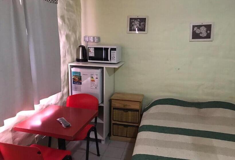 Трехместный Номер Базовый, Apart Eva Luna Departamentos Y Habitaciones Con Baño Privado