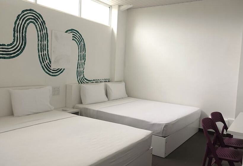 Семейный Номер, City Beds Negombo